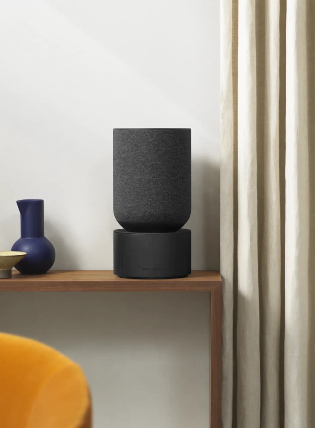 Bang & Olufsen - High-end Headphones, Sp — image from homepage